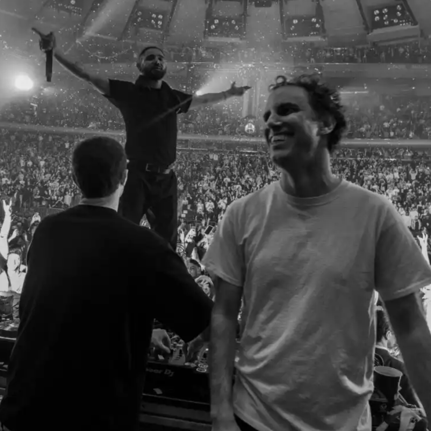 ..FEISTY - Fred Again